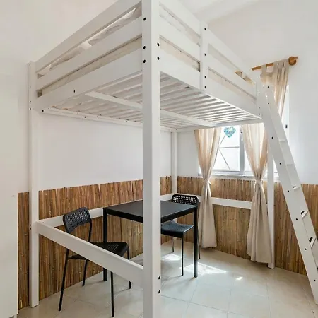 Tinny House - El Shaddai 8 Lägenhet Lagos